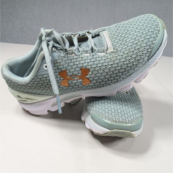 Under Armour Womens Shoes Size 7 Green Charged Gemini Running 3026500-300 - Picture 1 of 9
